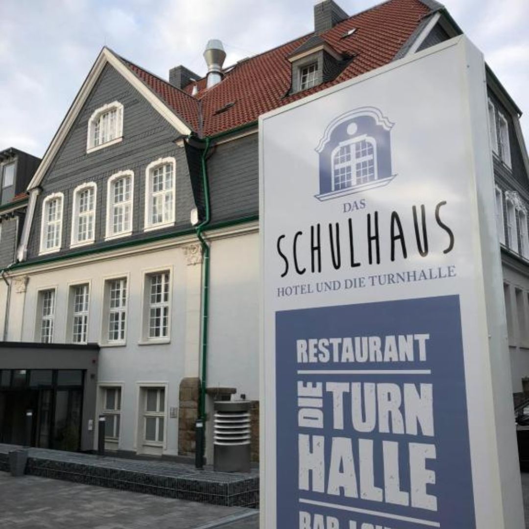 Schulhaus Hotel Schwelm